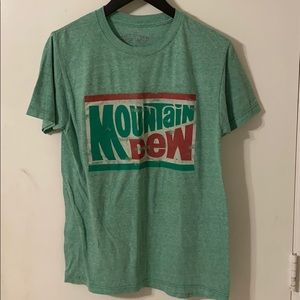 Small Mountain Dew t shirt